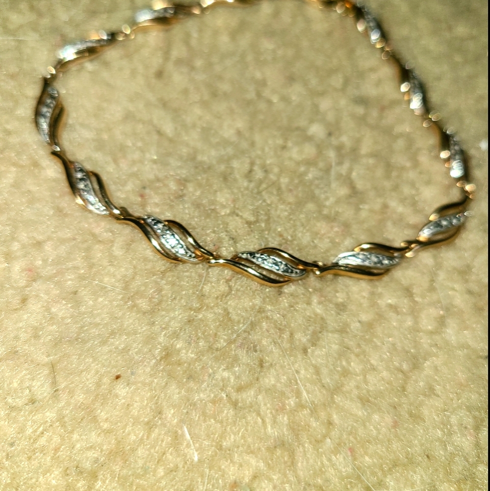 Bracelet